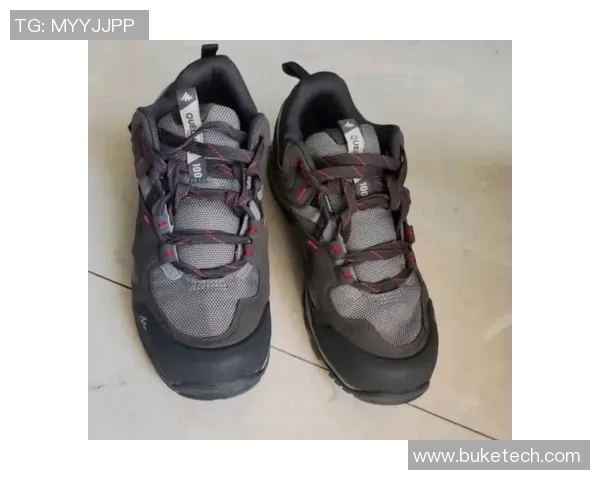 迪卡侬足球鞋携手球星演绎赛场传奇打造专业运动装备新标杆